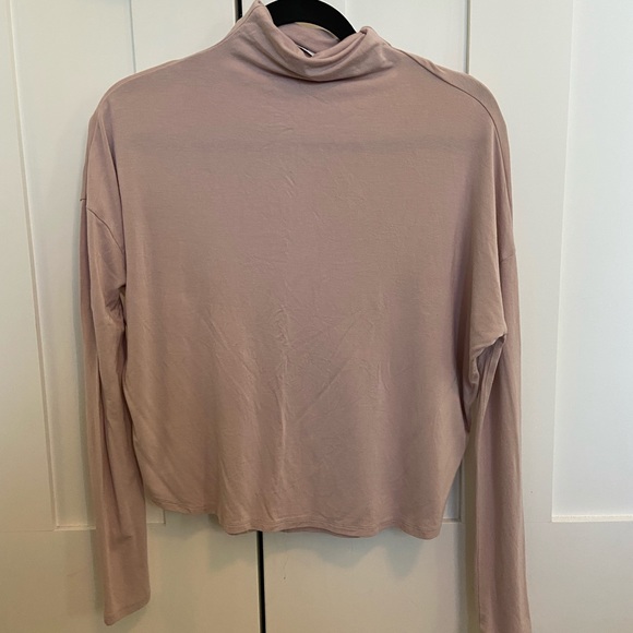 Babaton Seaton turtle neck - Picture 2 of 2